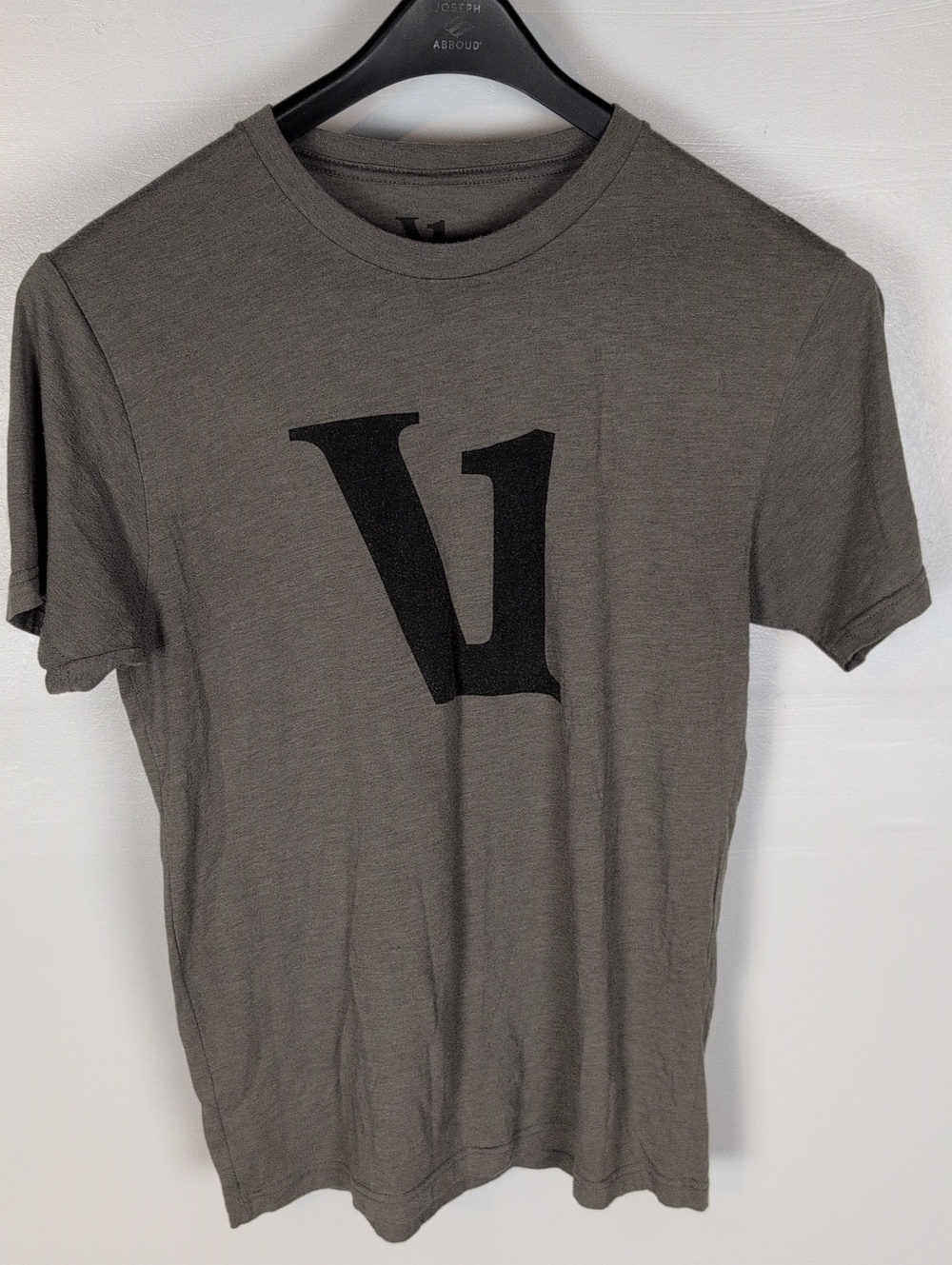 Vuori Gray Logo T-Shirt